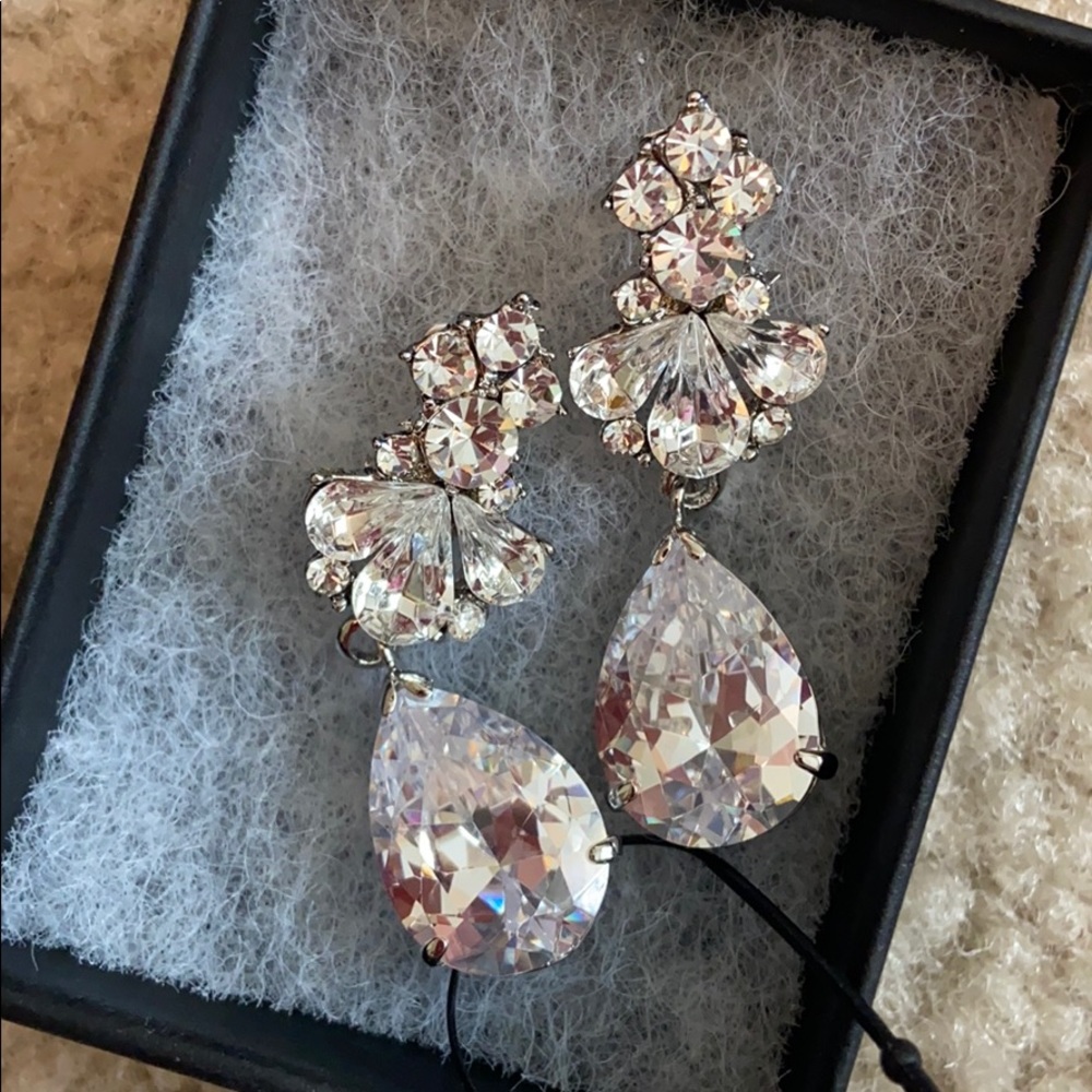 Diamond drop earrings